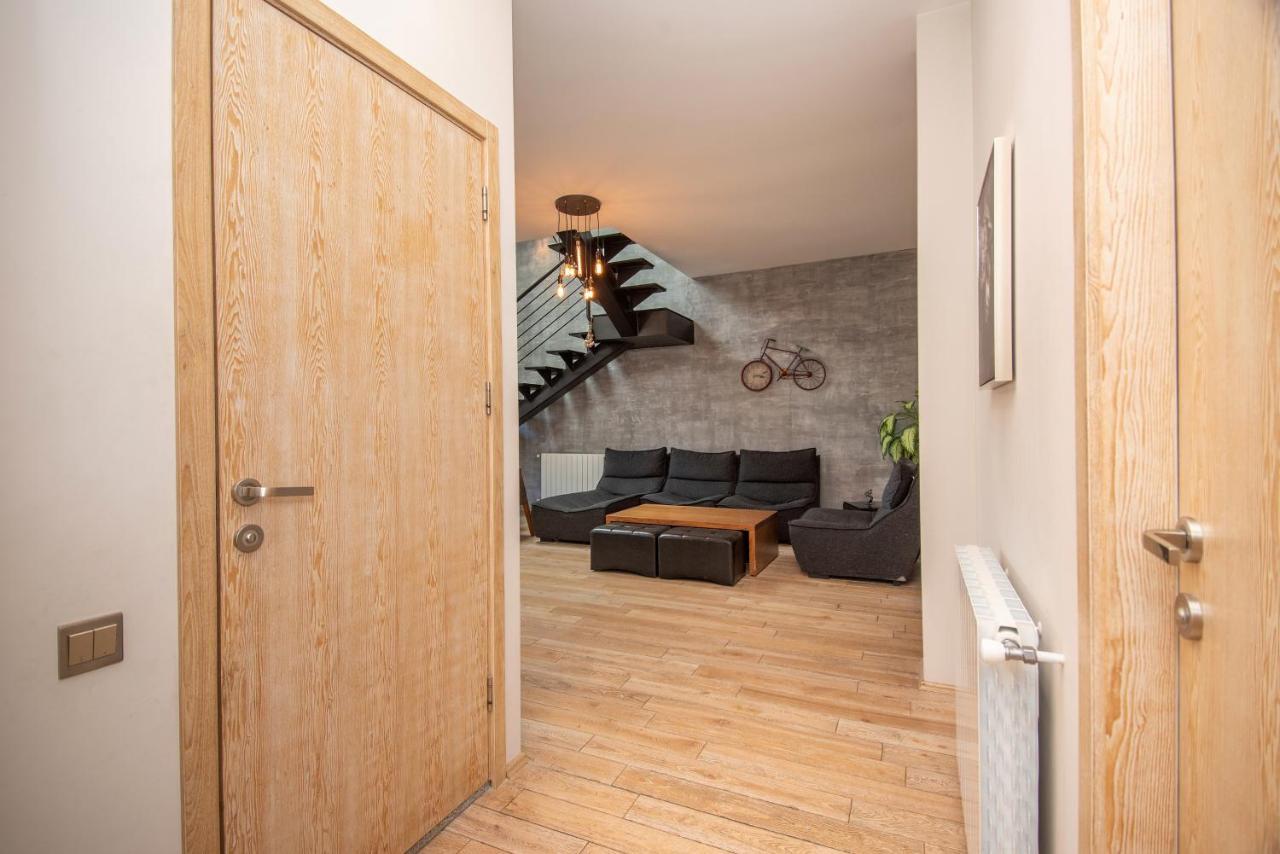 Luxury 4 Bedroom Apartment #1 In The City Center Of Tbilisi Exteriör bild